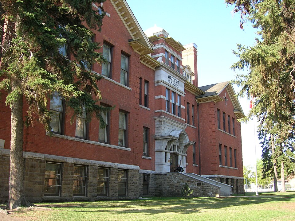 Fayl:Old Scona Exterior.jpg