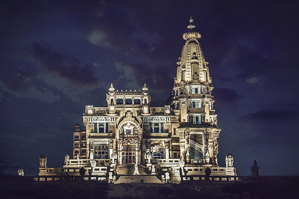 Fayl:Baron Palace.jpg