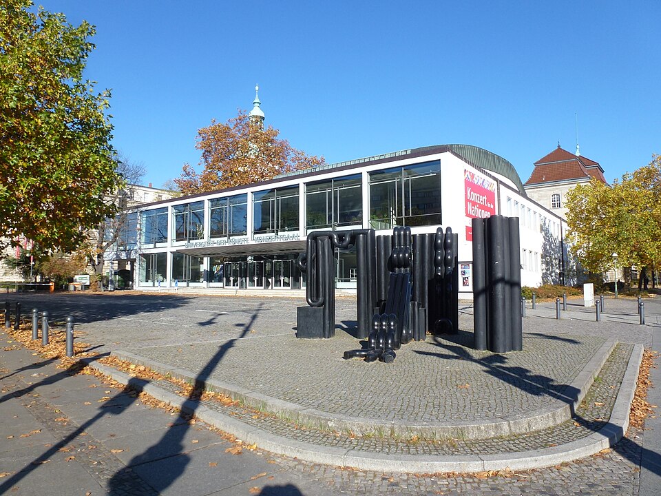 Fayl:Charlottenburg Konzertsaal der UDK-001.JPG