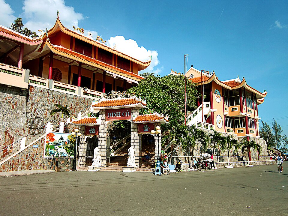 Fayl:Dinh Cô.jpg