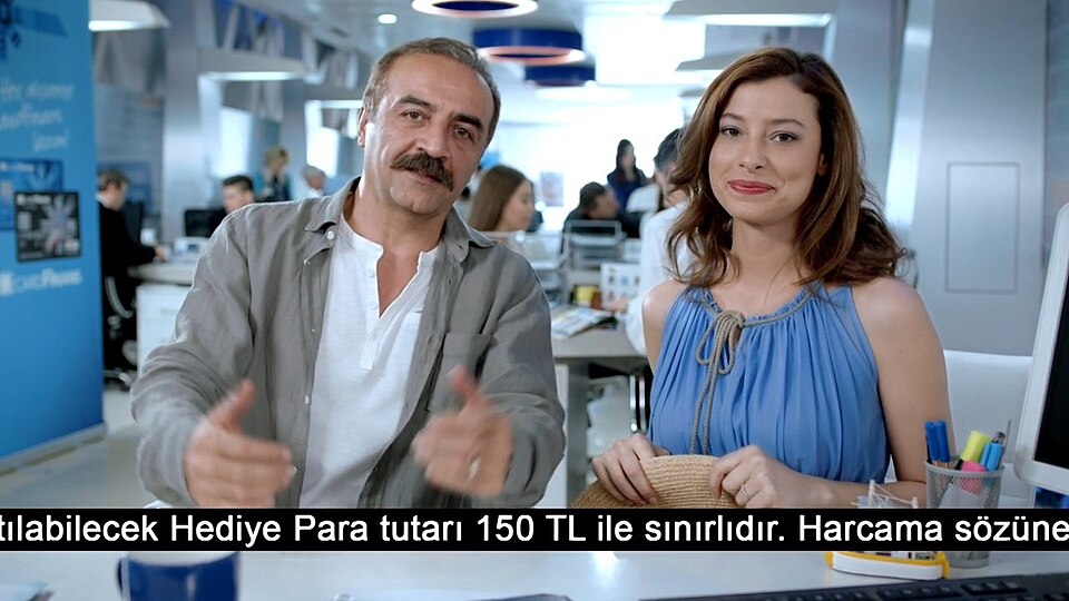 Fayl:Müjde Uzman - Yılmaz Erdoğan.jpg