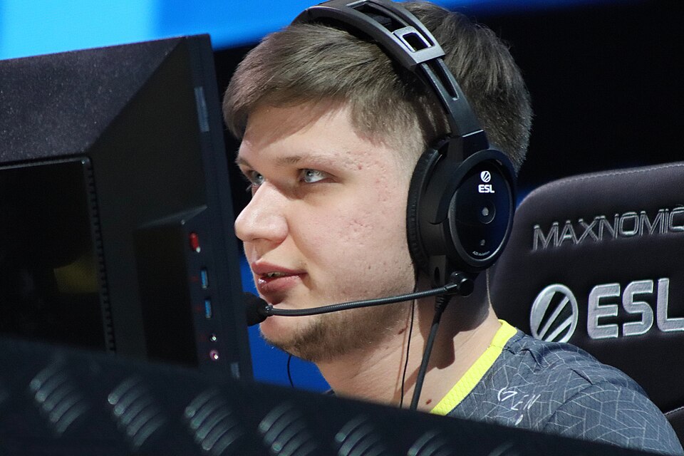 Fayl:Oleksandr s1mple Kostyliev.jpg