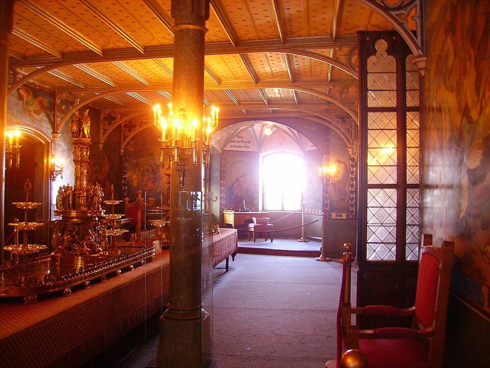 Fayl:Schwangau Schloss Hohenschwangau Innen Festsaal.JPG