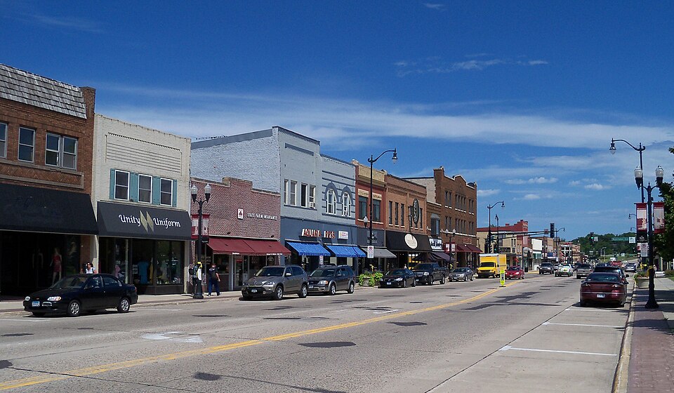 Fayl:Hutchinson, MN 2.jpg