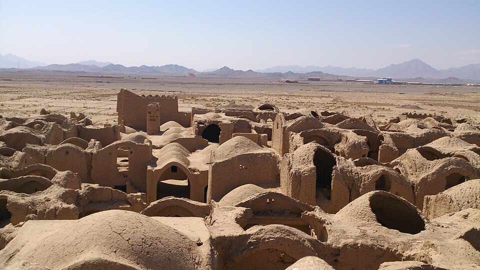 Fayl:Saryaz castle.jpg