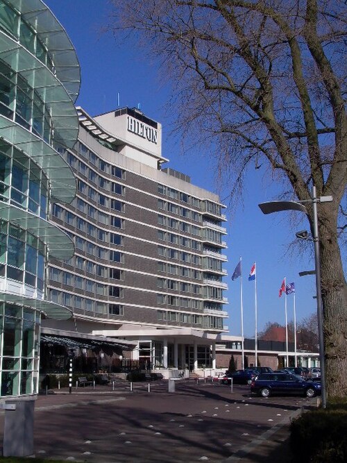 Fayl:Amsterdam Hilton Hotel.jpg