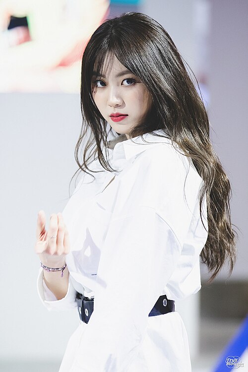 Fayl:191005 CLC 은빈.jpg