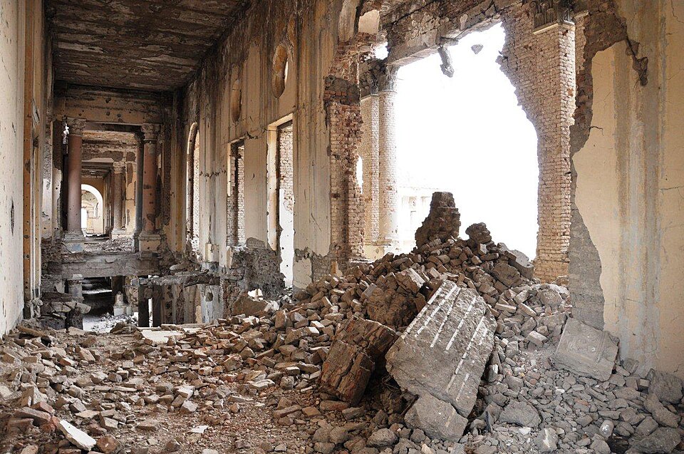 Fayl:Inside Darul amman 2010.jpg