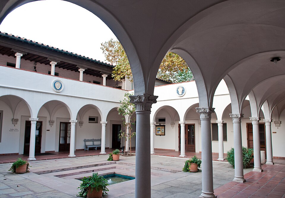 Fayl:Scripps College for Women-10.jpg