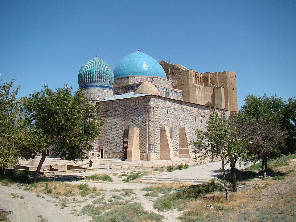 Fayl:Ханака Ахмеда Ясави 2010 019.jpg