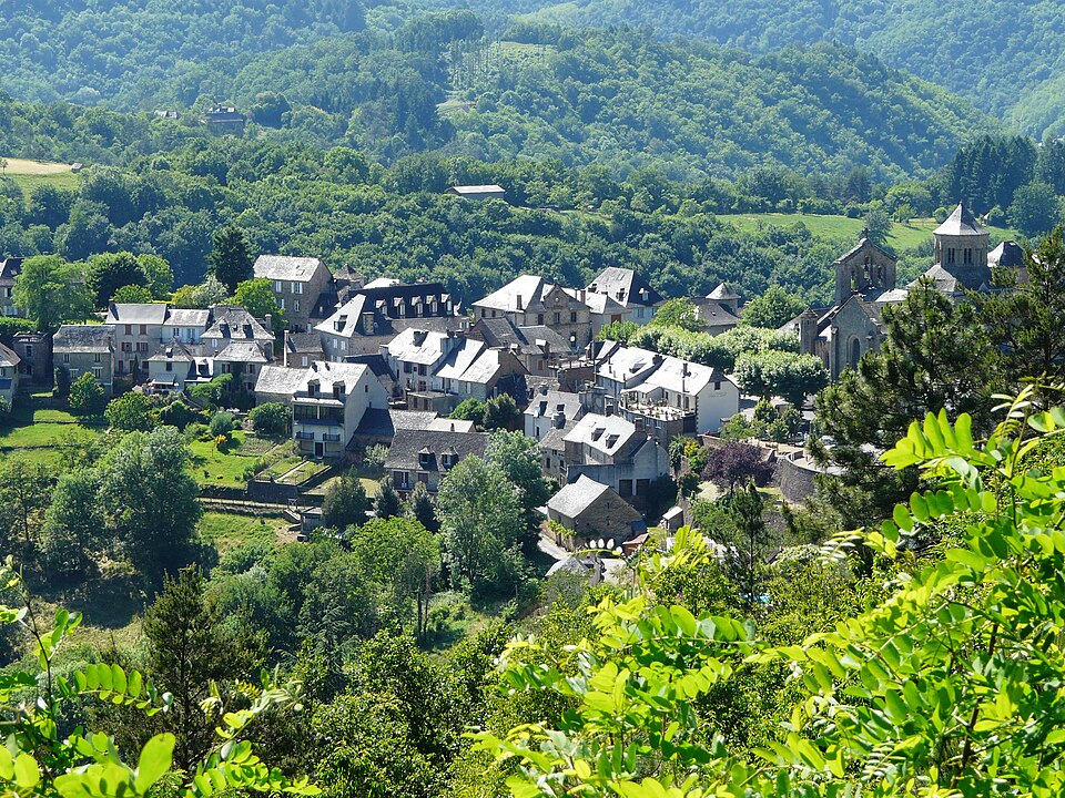 Fayl:Aubazines vue générale.JPG