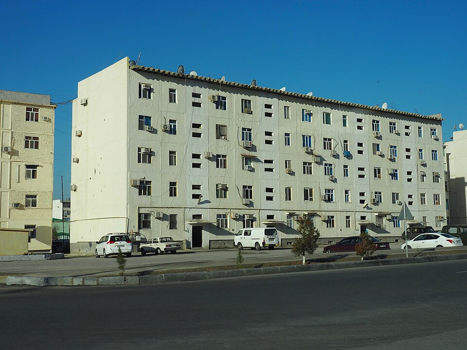 Fayl:Balkanabat (35672059311).jpg