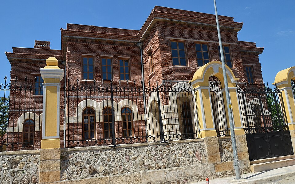 Fayl:GrandSynagogueEdirne.JPG