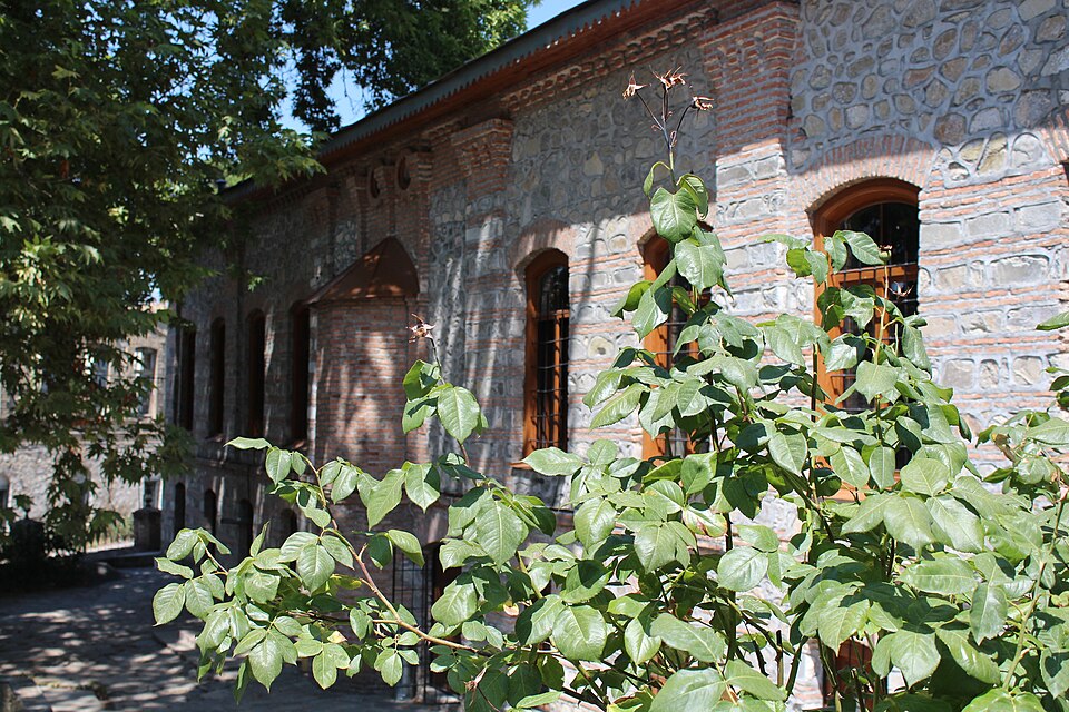 Fayl:Imam Ali masjidi, Sheki, 4.JPG