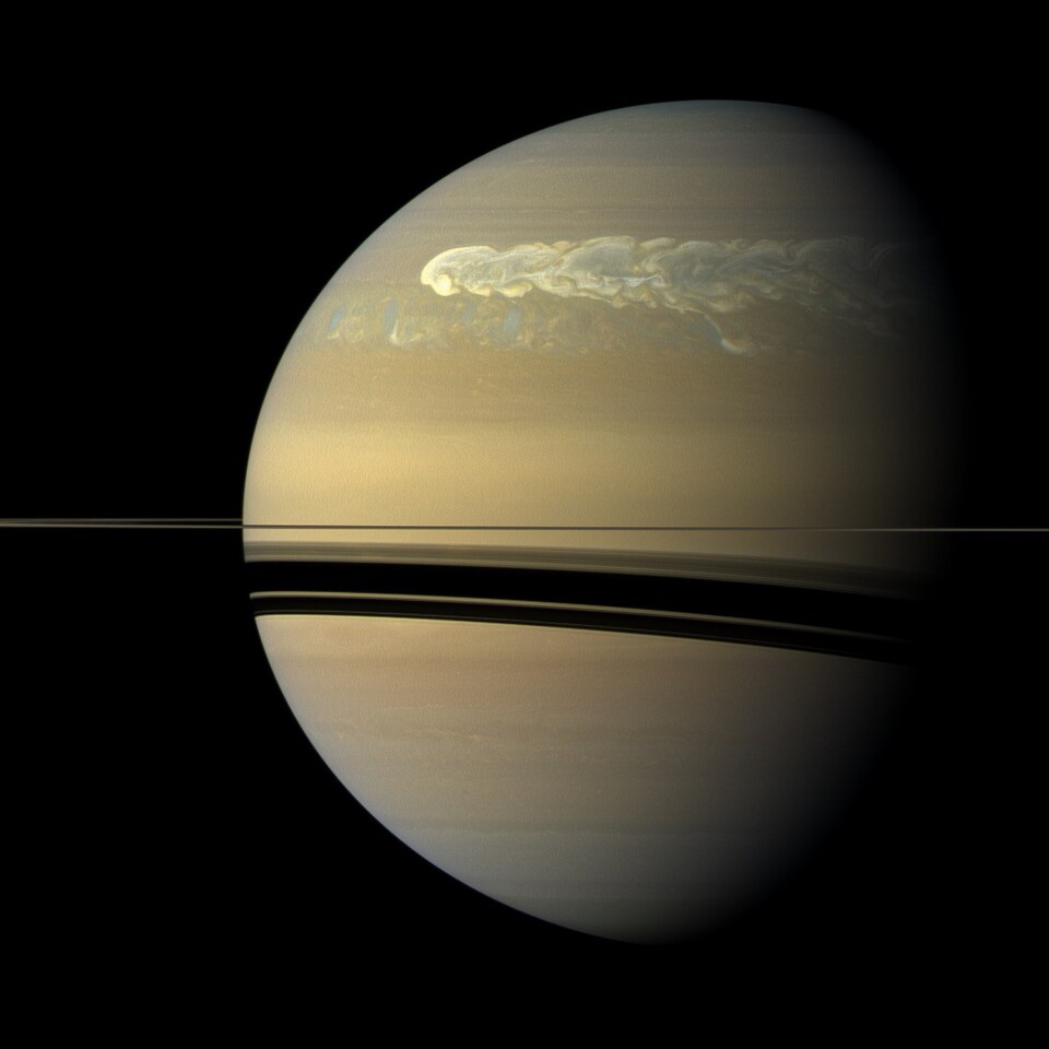 Fayl:Saturn Storm.jpg