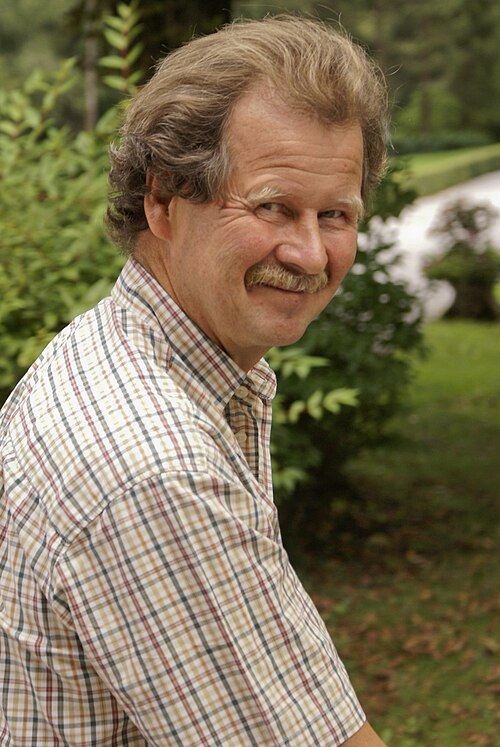 Fayl:07-09-02 14-44-06 Manfred Nowak 1.jpg