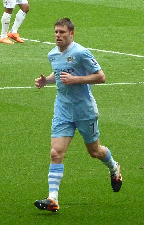 Fayl:James Milner, April 2012 cropped.jpg