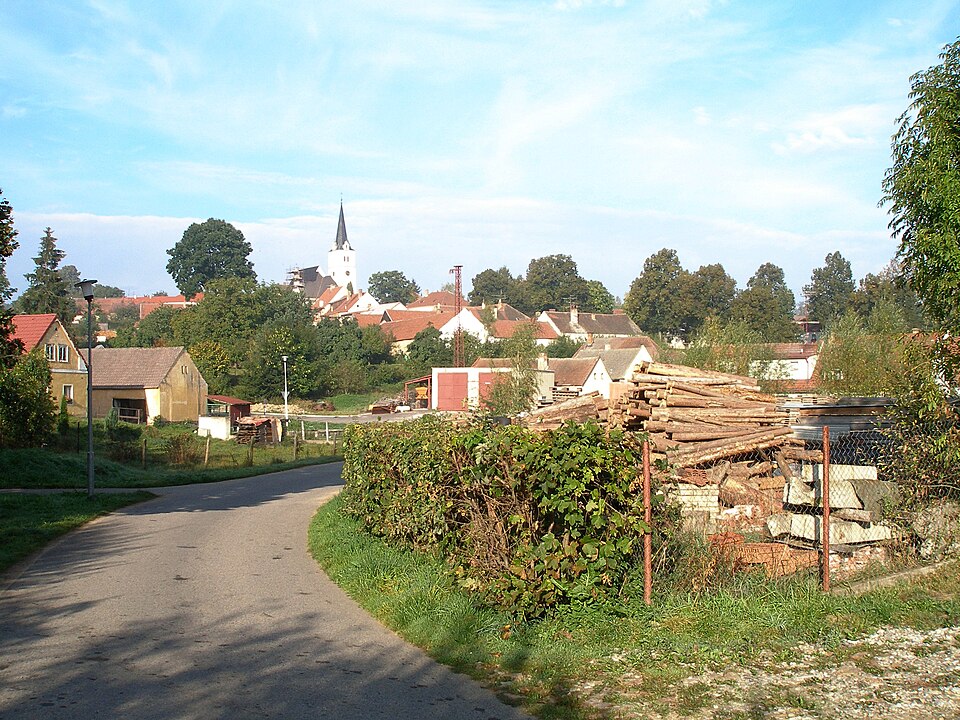 Fayl:Priethal-2006-09-30-CelkovyPohled.JPG