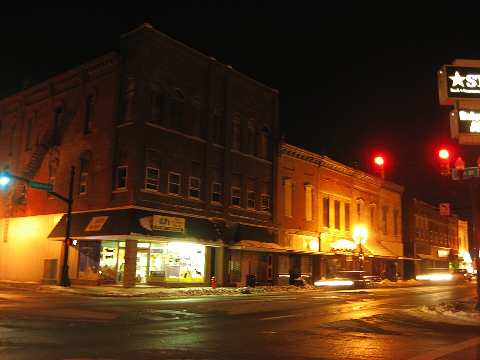 Fayl:A and Anderson in Elwood.jpg