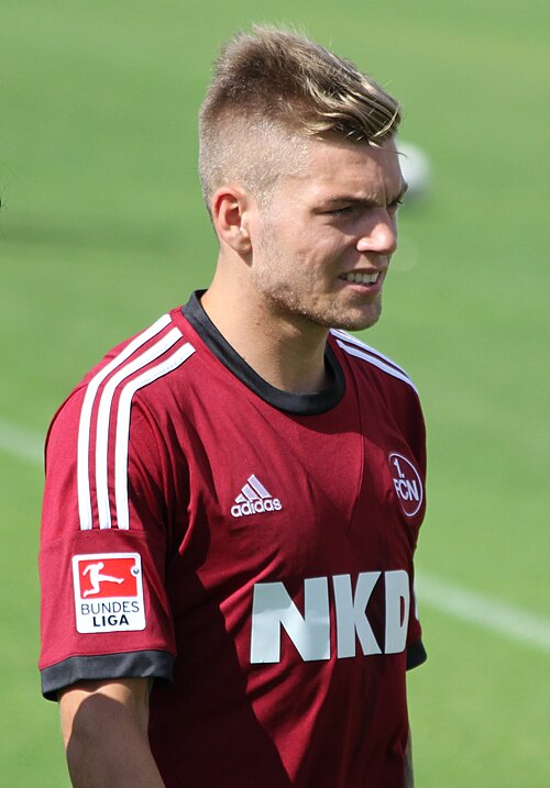 Fayl:Alexander Esswein FCN 2013.jpg