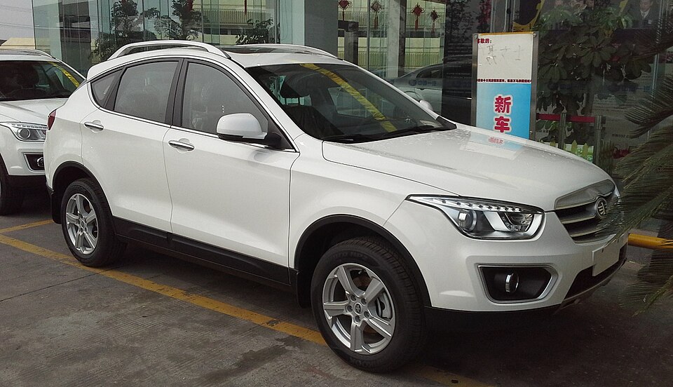 Fayl:Besturn X80 01 China 2014-04-18.jpg