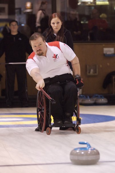 Fayl:Chris Daw Curling.jpg