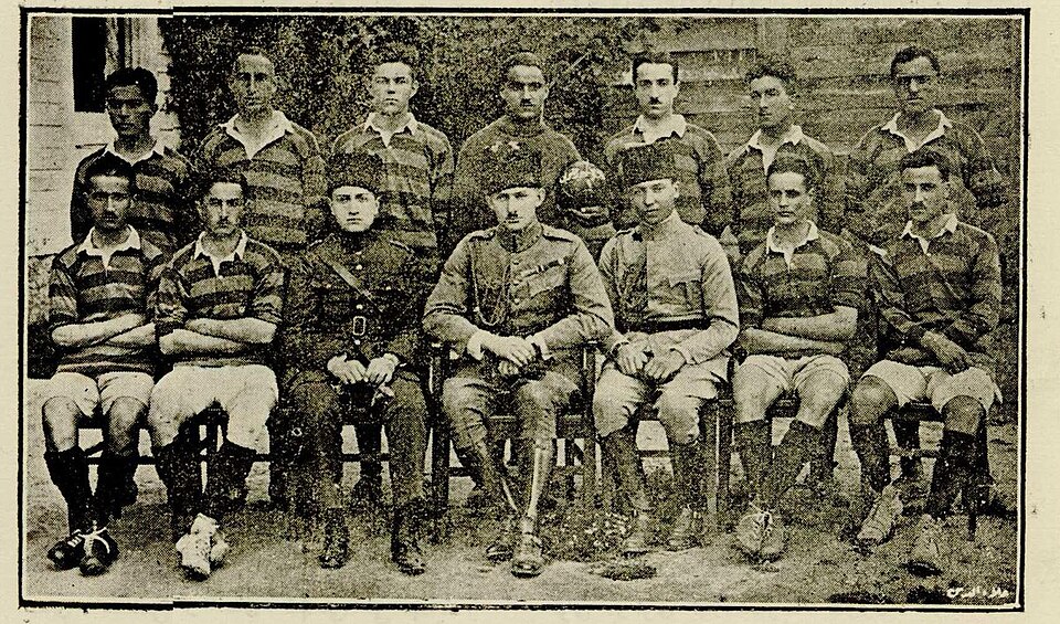Fayl:Fenerbahçe SK 1921-1922.jpg