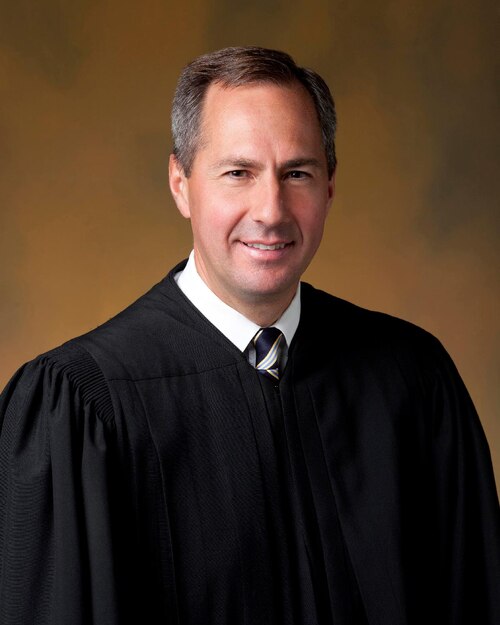 Fayl:JudgeThomasHardiman.pdf