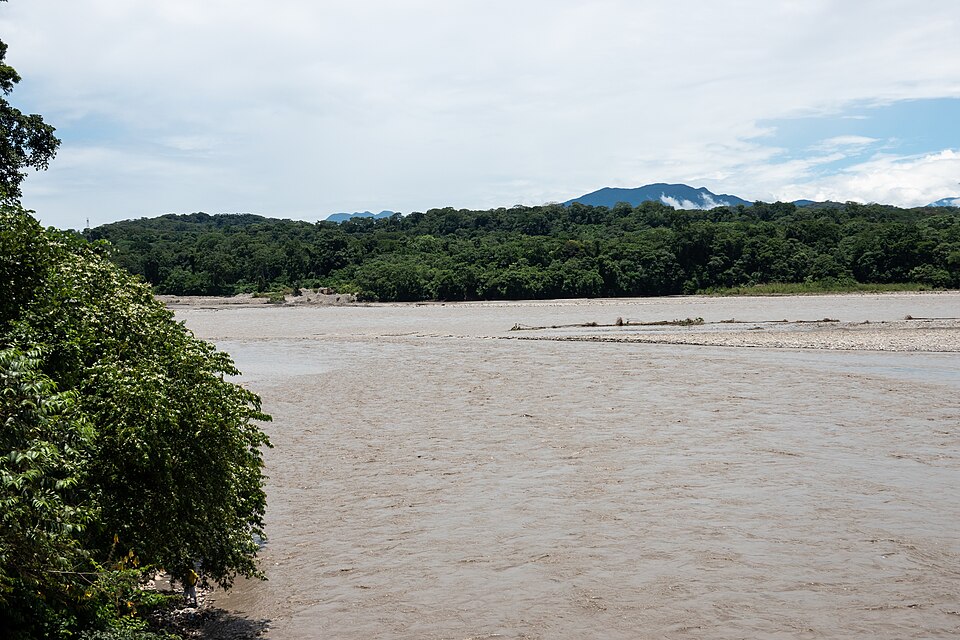 Fayl:Villa Tunari-nX-5.jpg