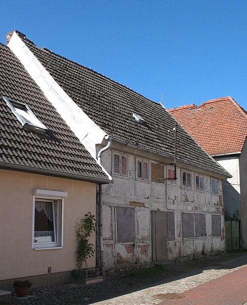 Fayl:Goldberg Mittelstr 1.jpg