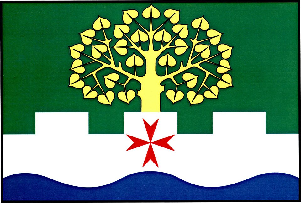 Fayl:Loukovec vlajka.jpg