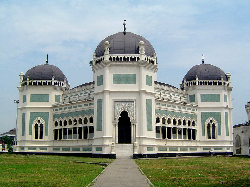 Fayl:Great mosque in Medan cropped.jpg