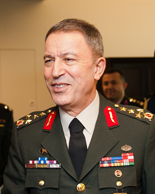Fayl:Hulusi Akar (cropped version).jpg