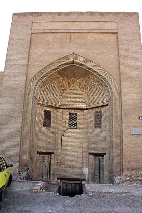 Fayl:Magok-i-Kurpa mosque 01.jpg