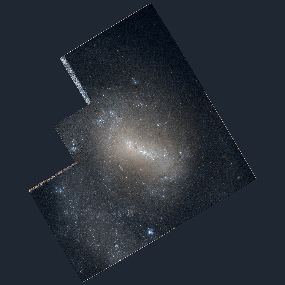 Fayl:Ngc4618-hst-R814GB450.jpg
