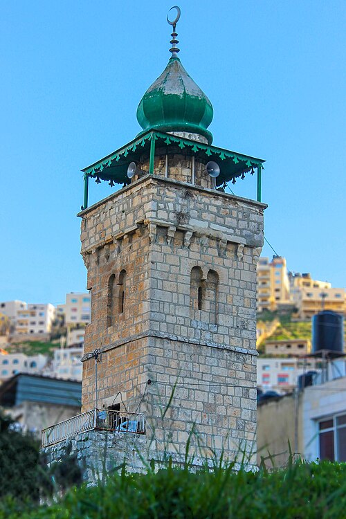 Fayl:Al-Khadra Mosque.jpg