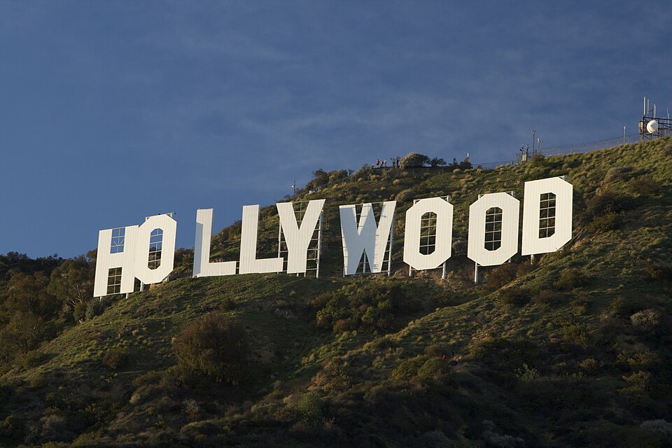 Fayl:Hollywood sign (8485145044).jpg