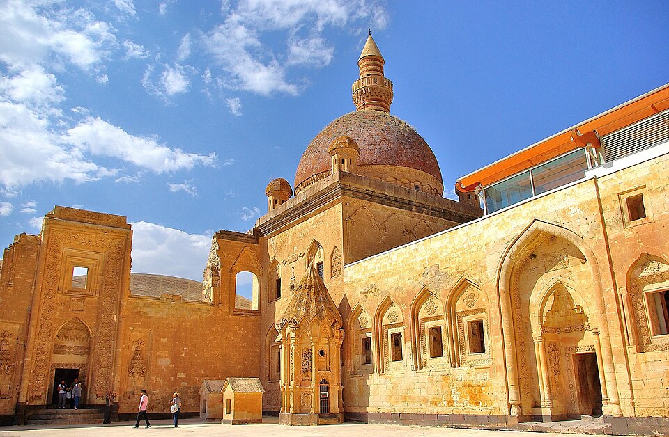 Fayl:Ishak Pasha Palace1454.jpg