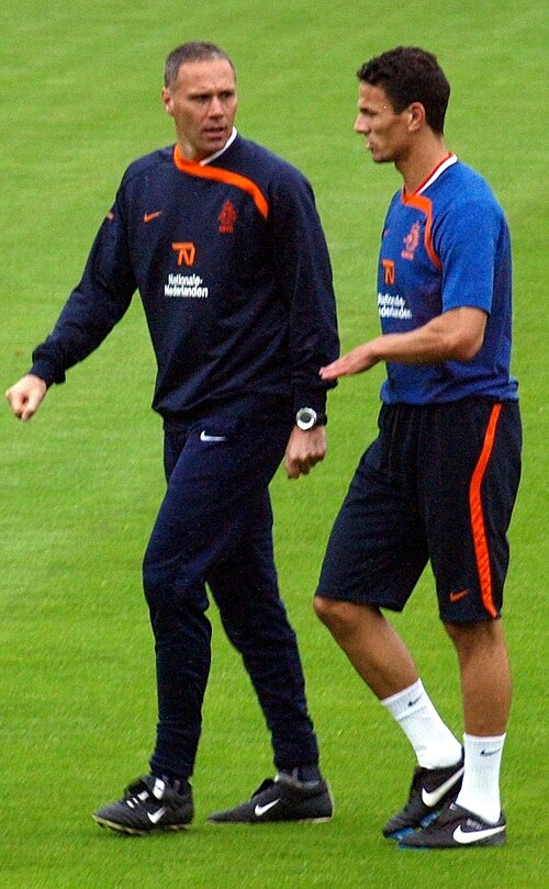 Fayl:Van Basten Boulahrouz.jpg