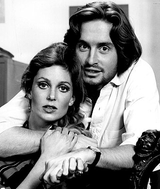 Michael Douglas va Tisha Sterling 1969-yilda