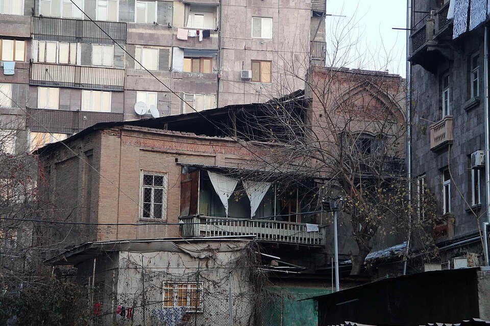 Fayl:Yerevan, Khan's Palace, 2010.12.28.jpg