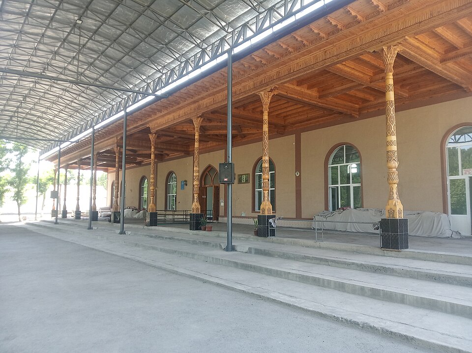 Fayl:Xoʻjai Bob masjidi ayvonlari 2.jpg