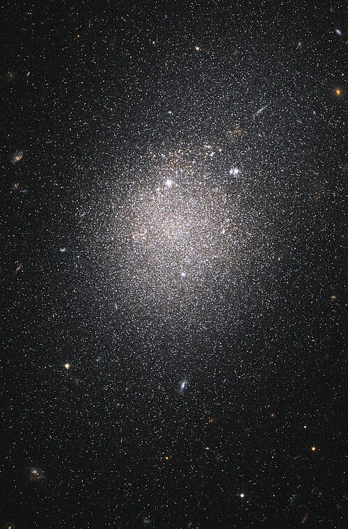 Fayl:NGC 4163 Hubble.jpg