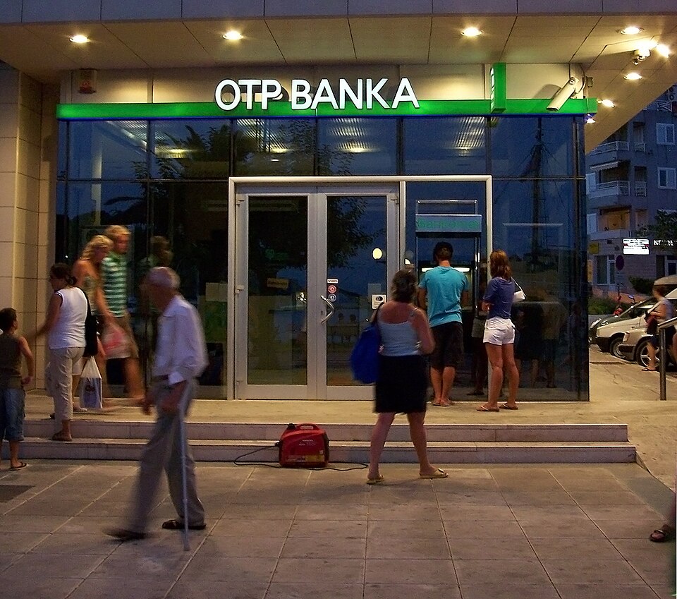 Fayl:OTP banka.jpg