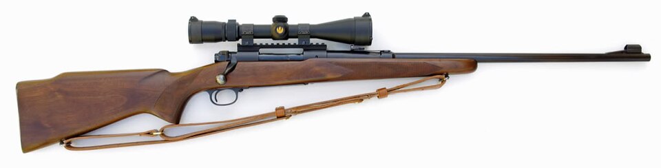 Fayl:Pre-1964 Winchester Model 70 2.jpg
