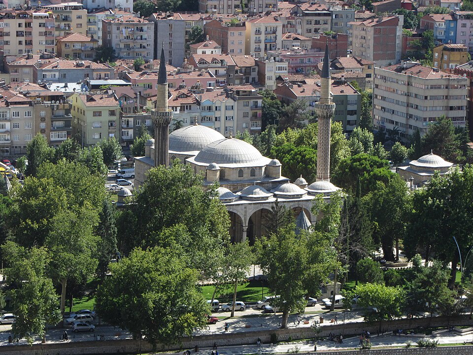 Fayl:Amasya-Mosque-04.JPG
