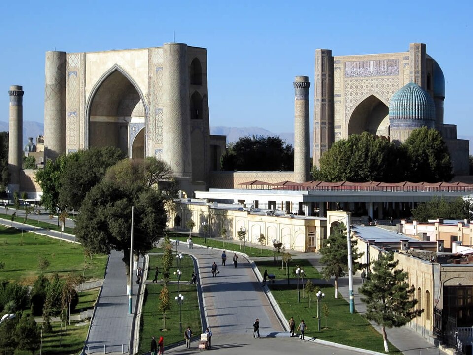 Fayl:Bibi-Khanym Mosque (8145400614).jpg