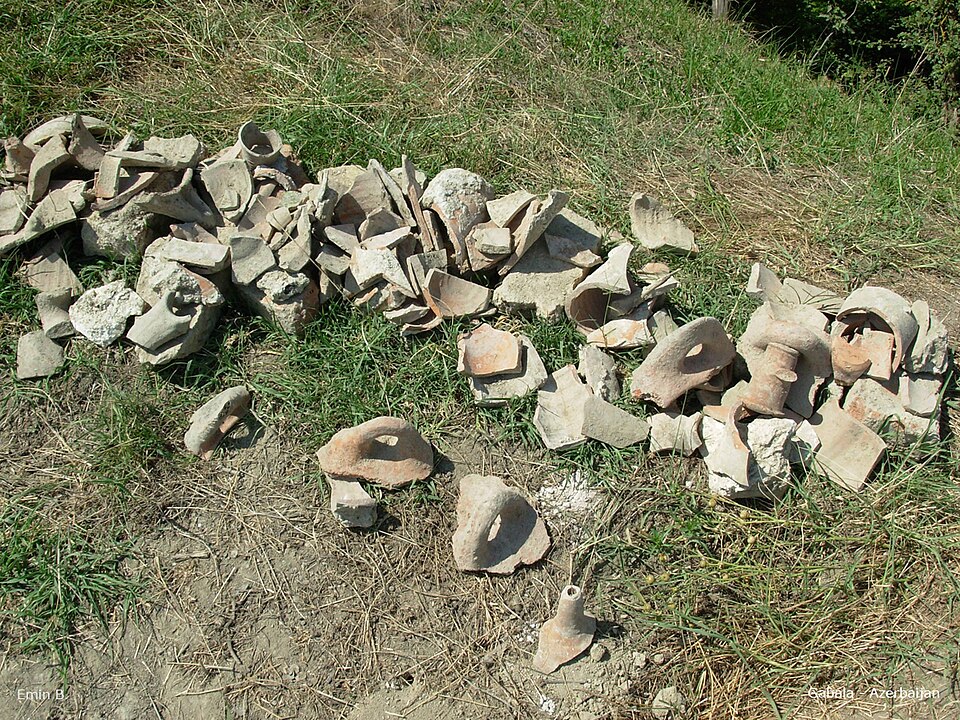 Fayl:Ancient Gabala10.jpg