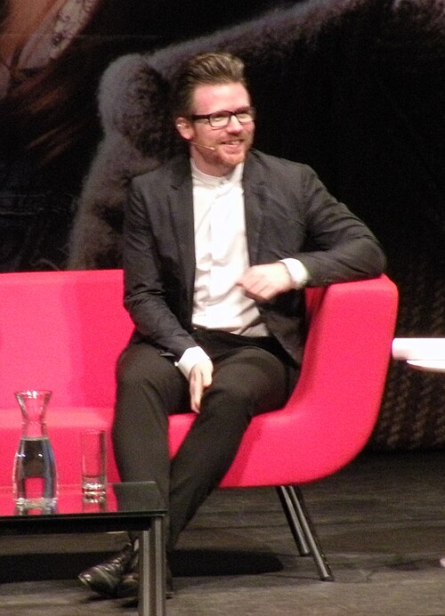 Fayl:Tom MacRae (cropped).jpg