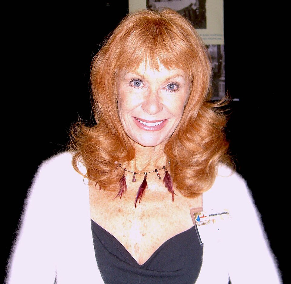 Fayl:10.18.09CarolClevelandByLuigiNovi.jpg